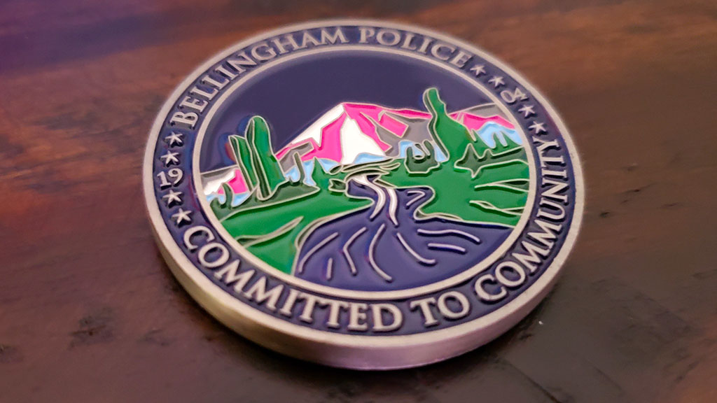 breast cancer awareness coin back
